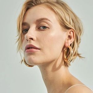 🟨 3 / $20 🟨❗️ Gold hoop earrings